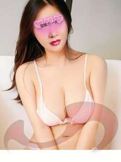 - Girls | Models | Callgirls: Lisa, Top Asia Girl ab sofort wieder im Laufhaus Liezen in Steiermark / Liezen , Richard-Steinhuber Straße 6