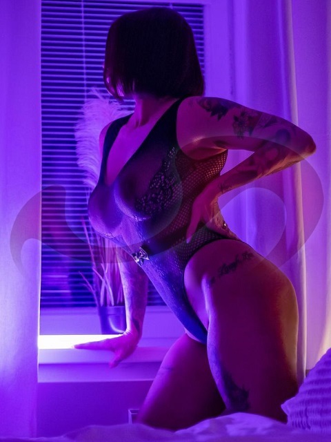 - Girls | Models | Callgirls: Mischel in Wien / Wien , Süßenbrunner Straße 7