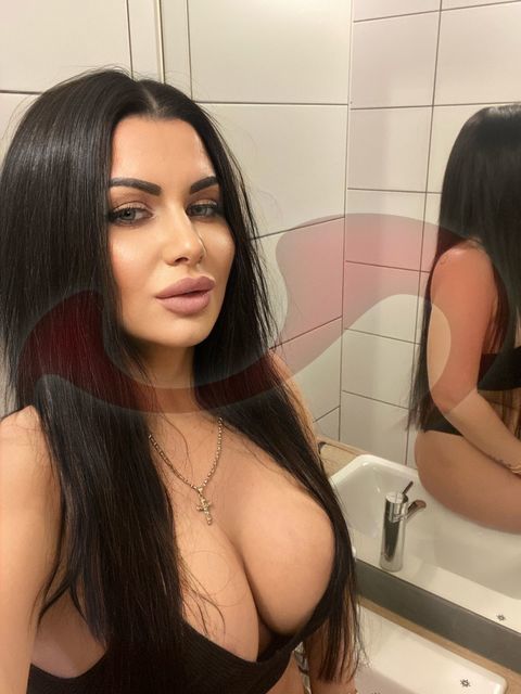  - Girls | Models | Callgirls:  Angelina  in K&auml;rnten  / Klagenfurt , St. Ruprechter Stra�e 23 