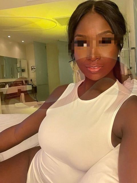 - Girls | Models | Callgirls: Paloma in Tirol / Innsbruck , Grabenweg 65