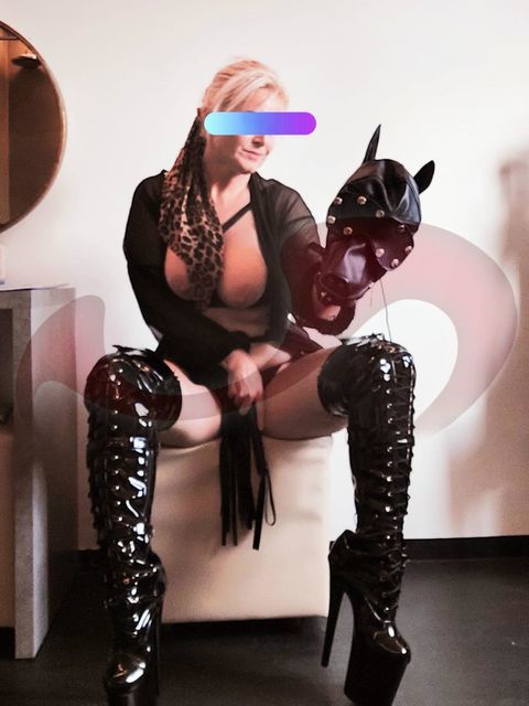  Vicky  in Tirol  / Innsbruck , Grabenweg 65 