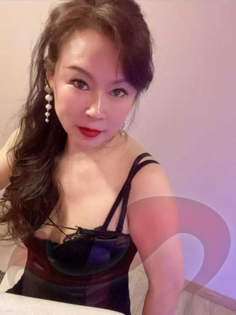  Tong Tong - China  in Oberösterreich  / Sattledt , Sportplatzstrae 6 