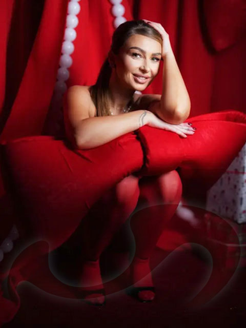 - Newcomer | Erstversuch: Aliona in Wien / Wien , Zollgasse 3