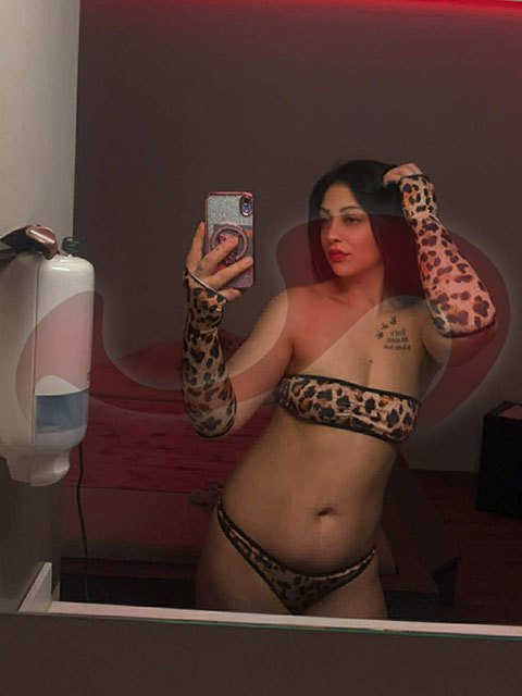 - Girls | Models | Callgirls: Mia K in Niederösterreich / Kemmelbach , Gewerbestraße 2